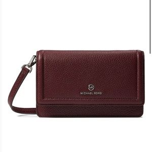 NWT Michael Kors Jet Set Charm crossbody